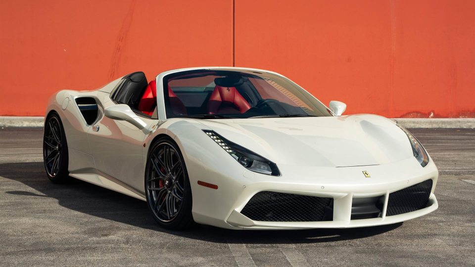 Ferrari 488 Pista | Bianco Avus | on 1886 XR004 | Frozen Polished Liquid Smoke