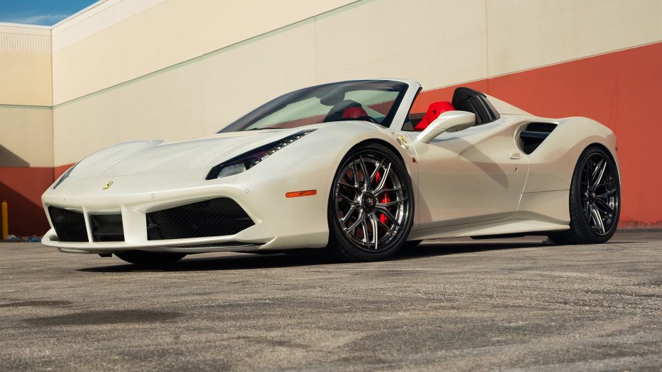 Ferrari 488 Pista | Bianco Avus | on 1886 XR004 | Frozen Polished Liquid Smoke