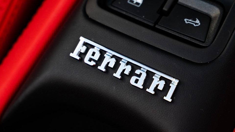 Ferrari F8 | Nero | on HRE 501M | Gloss Black