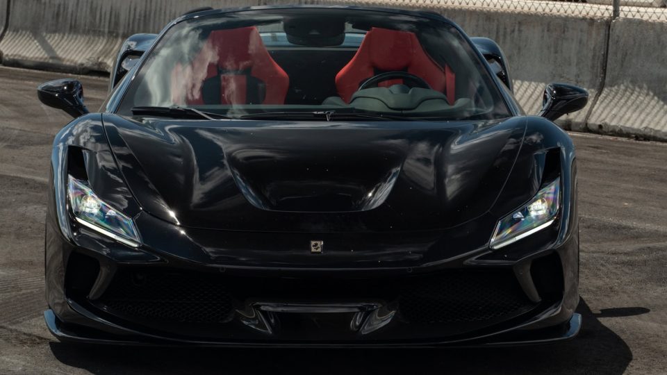 Ferrari F8 | Nero | on HRE 501M | Gloss Black