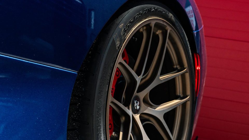 Ferrari 488 Pista | TDF Blue | on HRE R101LW | Santin Bronze
