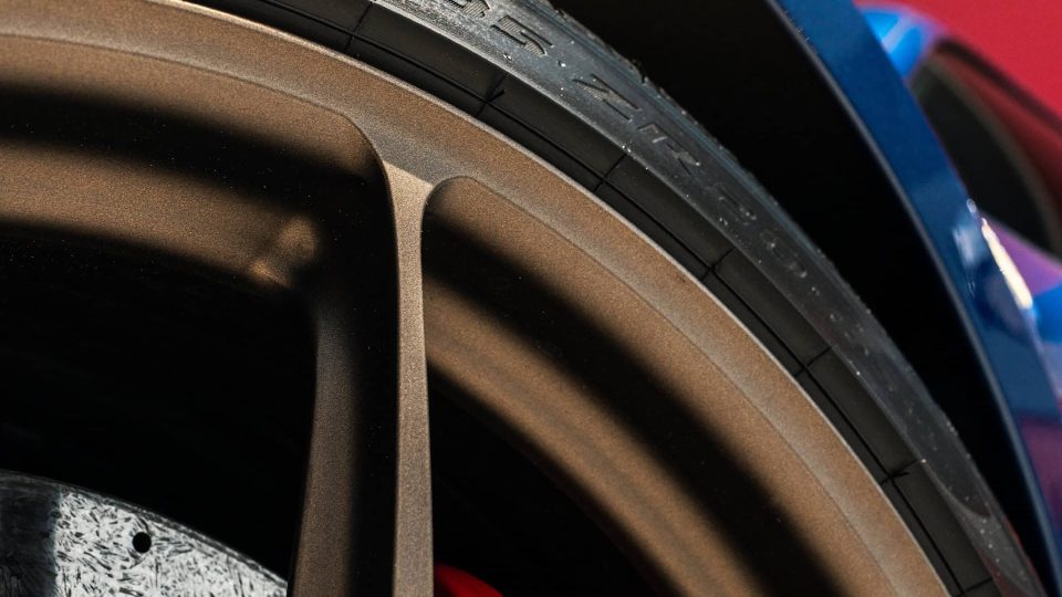 Ferrari 488 Pista | TDF Blue | on HRE R101LW | Santin Bronze