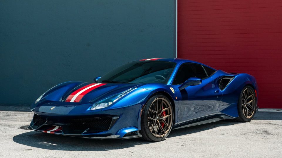 Ferrari 488 Pista | TDF Blue | on HRE R101LW | Santin Bronze