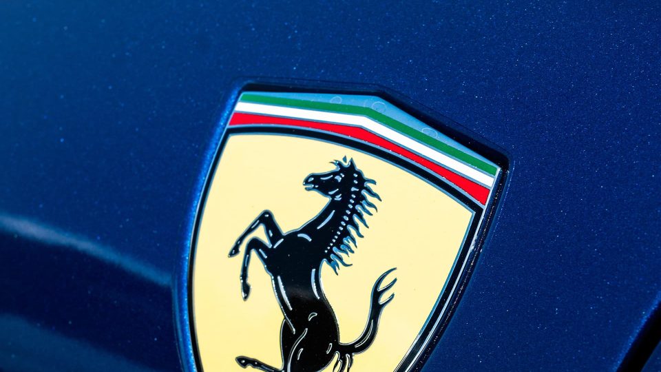 Ferrari 488 Pista | TDF Blue | on HRE R101LW | Santin Bronze
