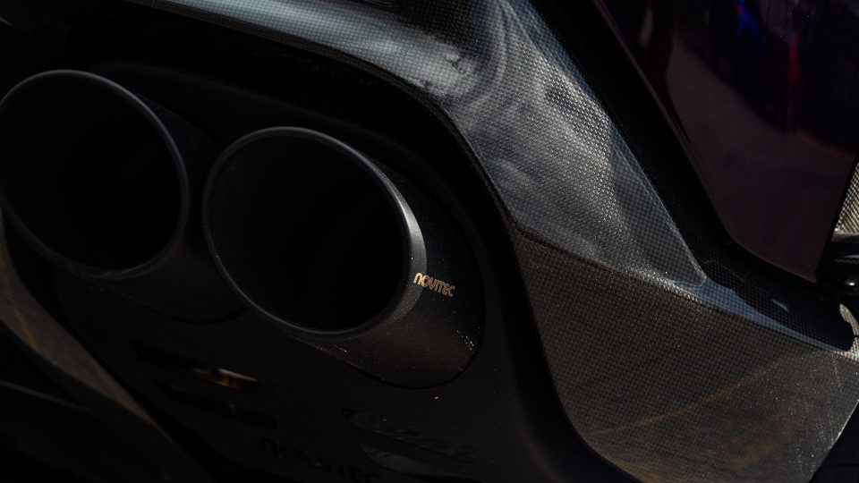 Ferrari Purosangue | Hong Kong Viola | on HRE P204 | Satin Black
