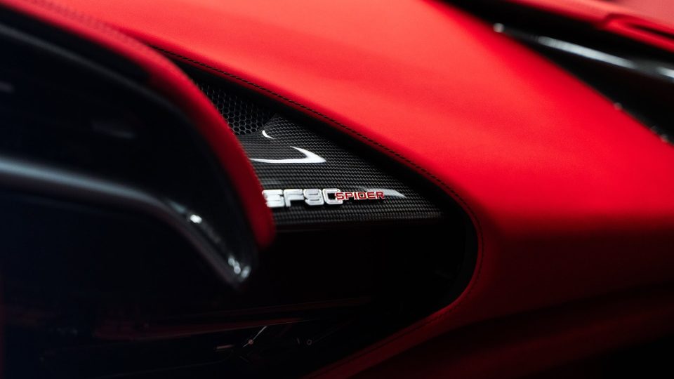 SF90 Spider – Rosso Ferrari Ryft Wheels