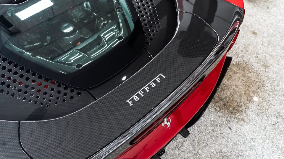 SF90 Spider – Rosso Ferrari Ryft Wheels