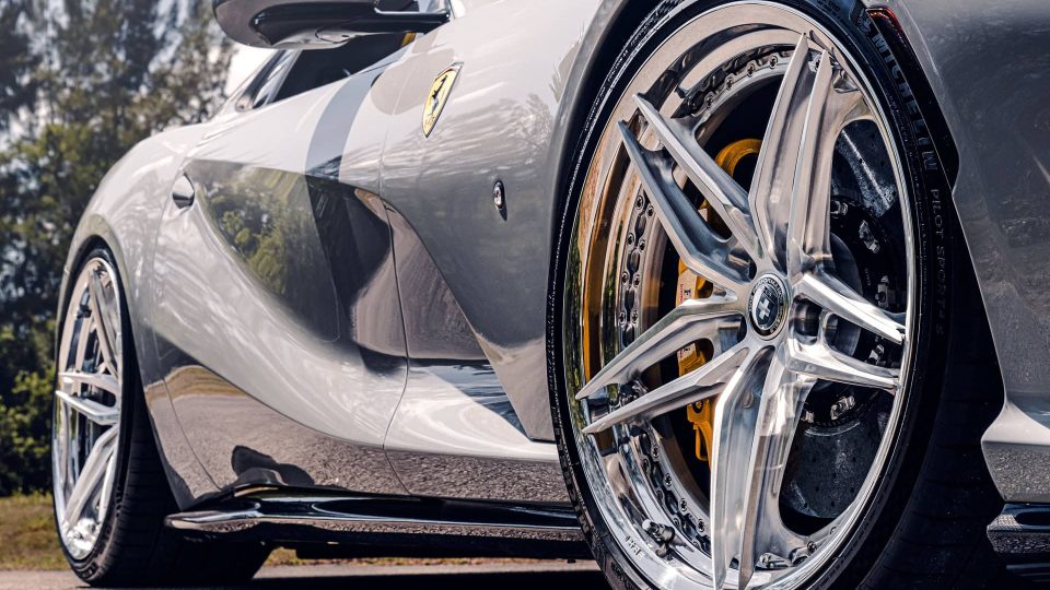 Ferarri 812 GTS | Grigio Squalo | on HRE S107SC | Brushed Clear