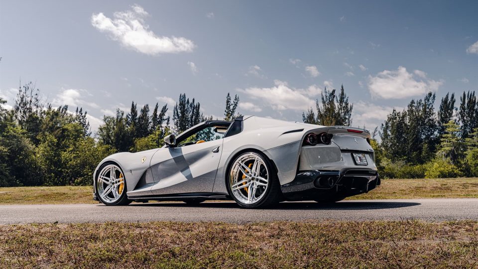 Ferarri 812 GTS | Grigio Squalo | on HRE S107SC | Brushed Clear