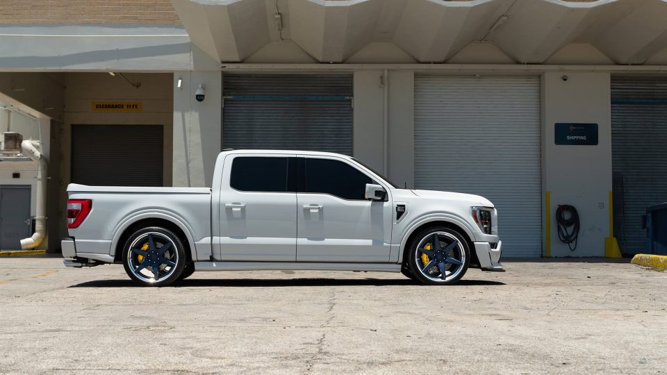 Shelby Super Snake Ford F-150 | Oxford White | on ANRKY RS6.3 | Satin Space Blue