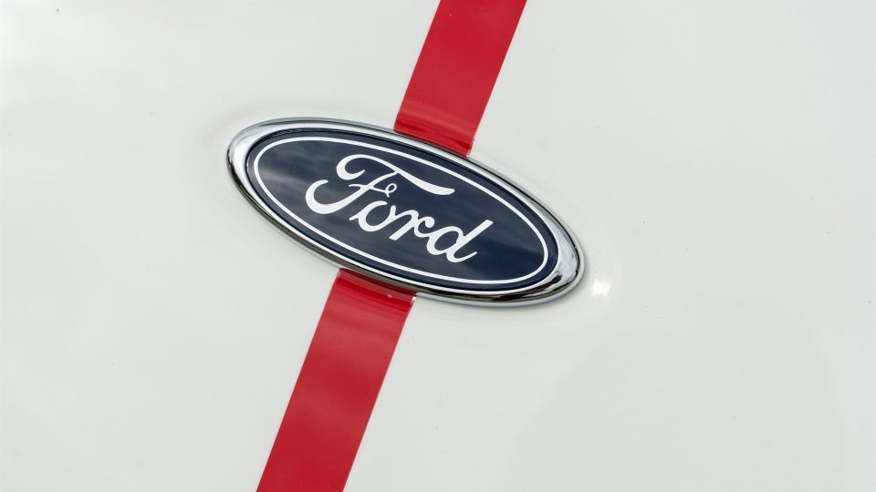 Ford GT MK1 | Ruby Red | on ANRKY RS1 | Satin White Gold