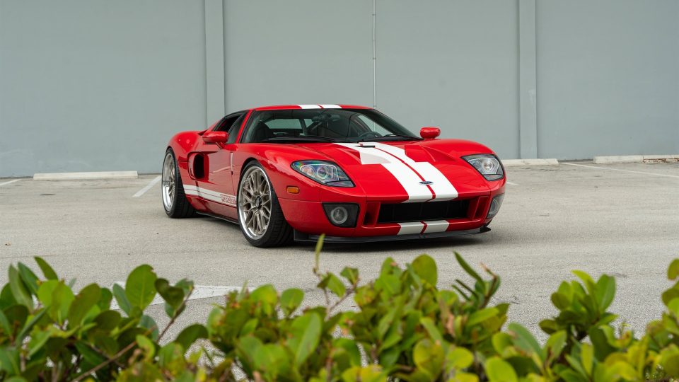 Ford GT MK1 | Ruby Red | on ANRKY RS1 | Satin White Gold