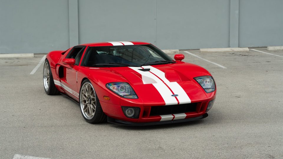 Ford GT MK1 | Ruby Red | on ANRKY RS1 | Satin White Gold