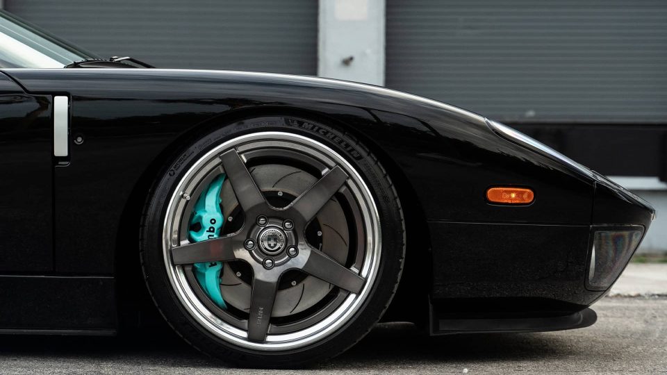Ford GT MK1 | Black | on HRE RS105 | Polished Dark Clear
