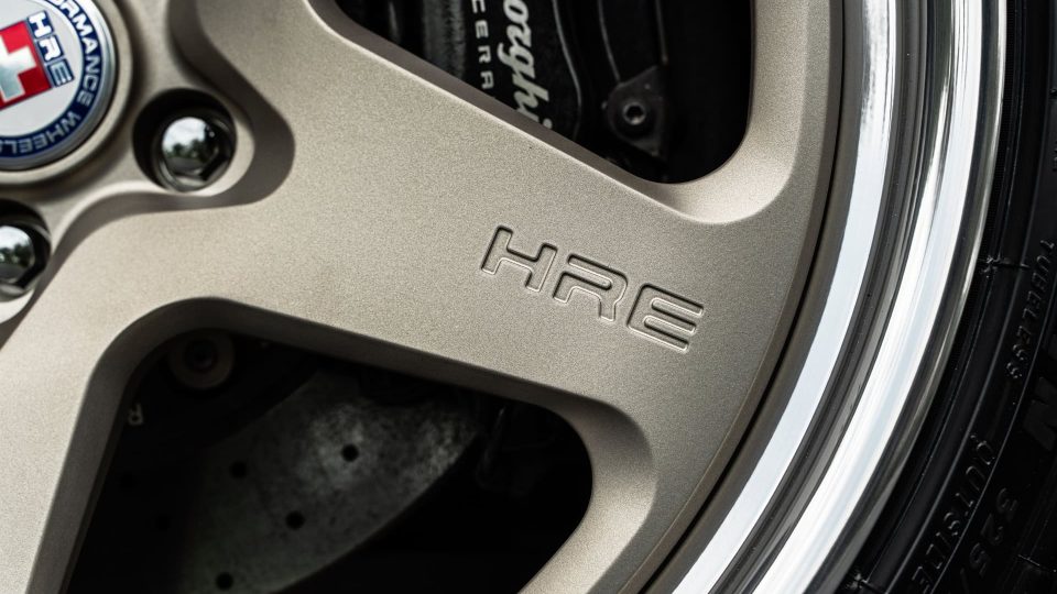 Lamborghini Huracan | Nero Noctis | on HRE 527 FMR | Satin White Gold