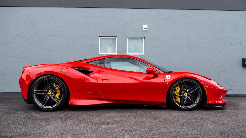 FERRARI F8 TRIBUTO ON ANRKY AN17