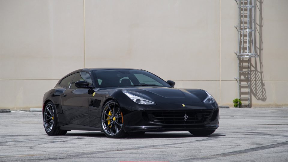 FERRARI GTC4LUSSO T ON HRE P204