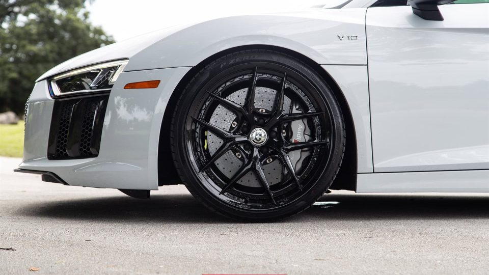 AUDI MK2 R8 V10 PLUS ON HRE S101SC