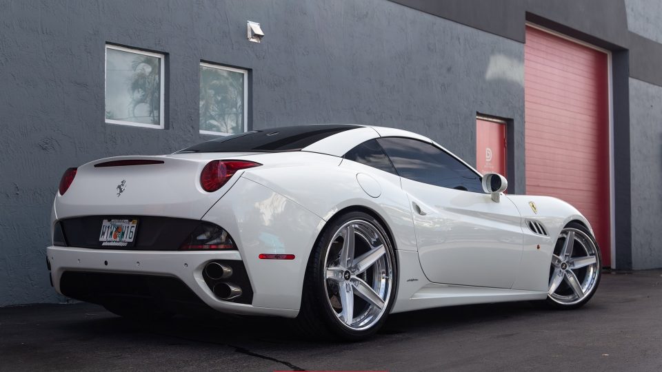 FERRARI CALIFORNIA ON ANRKY AN35