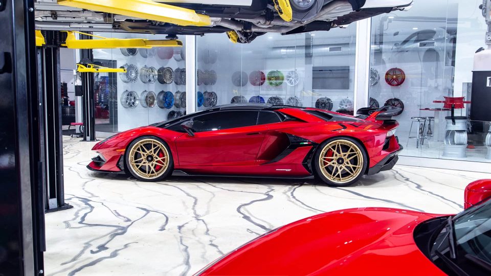LAMBORGHINI AVENTADOR SVJ ROADSTER ON ANRKY S3-X2
