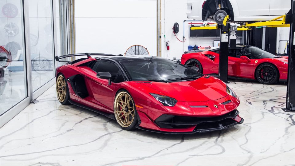 LAMBORGHINI AVENTADOR SVJ ROADSTER ON ANRKY S3-X2