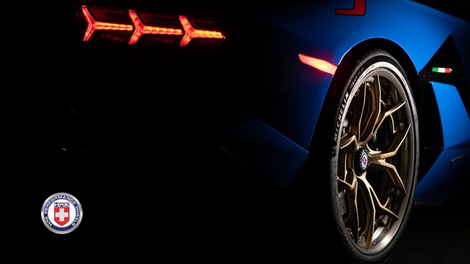 Lamborghini Aventador SVJ with HRE S111SC in Frozen Polished Champagne