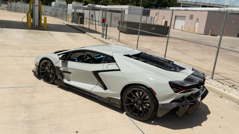 MANSORY Lamborghini Revuelto | Grigio Hati | on Mansory FV.10 Wheels | Gloss Black
