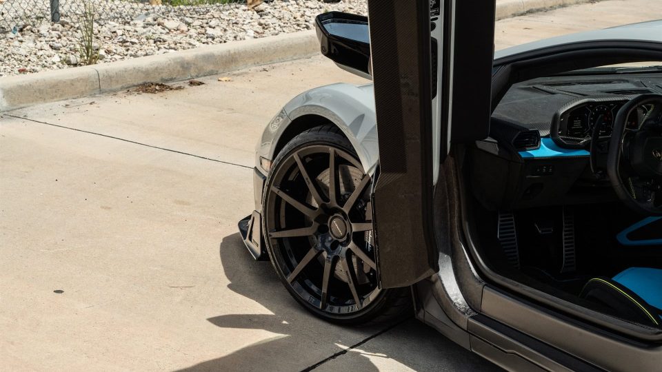 MANSORY Lamborghini Revuelto | Grigio Hati | on Mansory FV.10 Wheels | Gloss Black