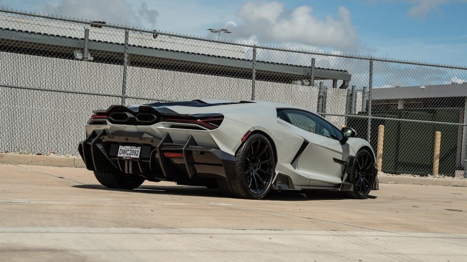 MANSORY Lamborghini Revuelto | Grigio Hati | on Mansory FV.10 Wheels | Gloss Black
