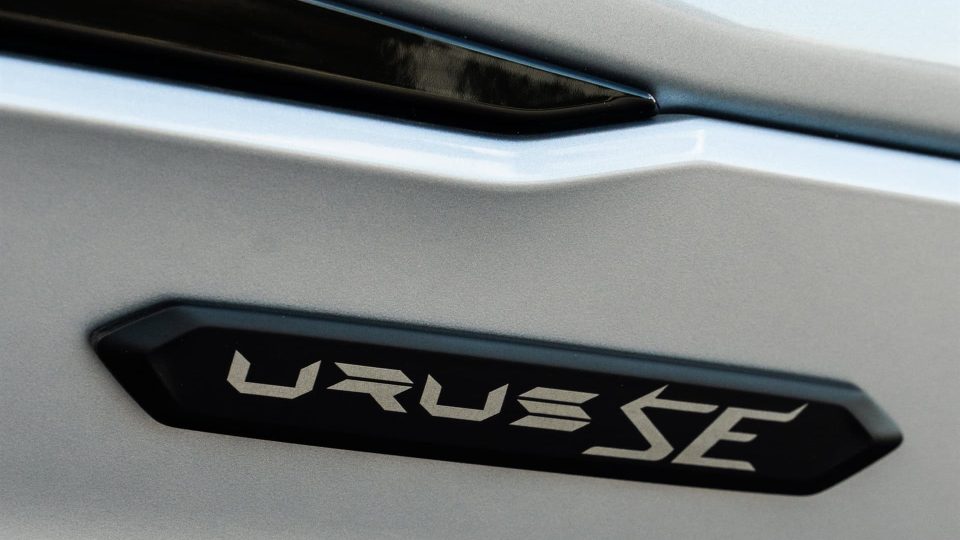 Lamborghini Urus SE | Grigio Nimbus | on HRE S201H | Polished Clear