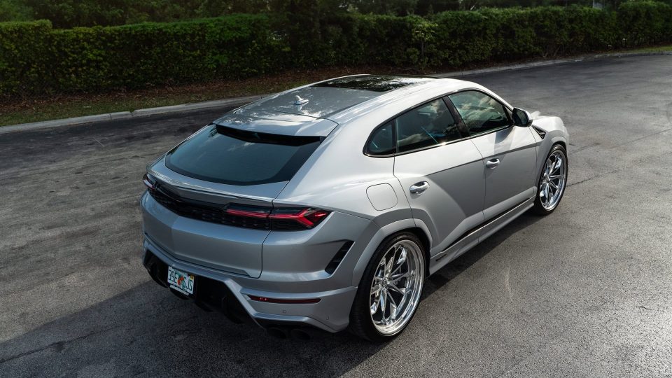 Lamborghini Urus SE | Grigio Nimbus | on HRE S201H | Polished Clear