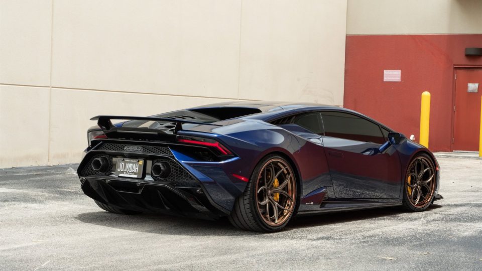 Lamborghini Huracan Tecnica | Blu Grifo | on ANRKY S3-X0 | Satin Bronze