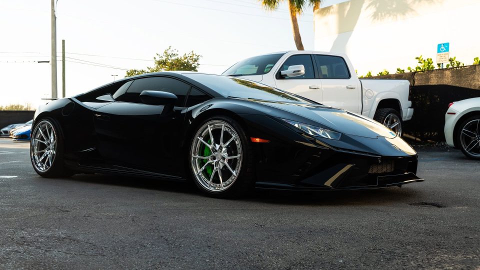 Lamborghini Huracan Tecnica | Nero Noctis | on ANRKY AN32 | Polished Clear