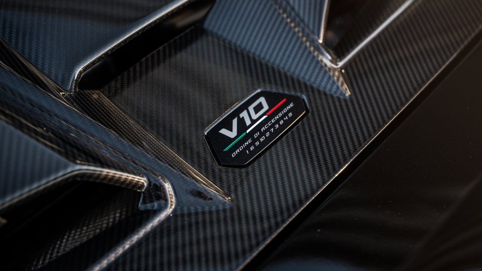 Lamborghini Huracan Tecnica | Nero Noctis | on ANRKY AN32 | Polished Clear