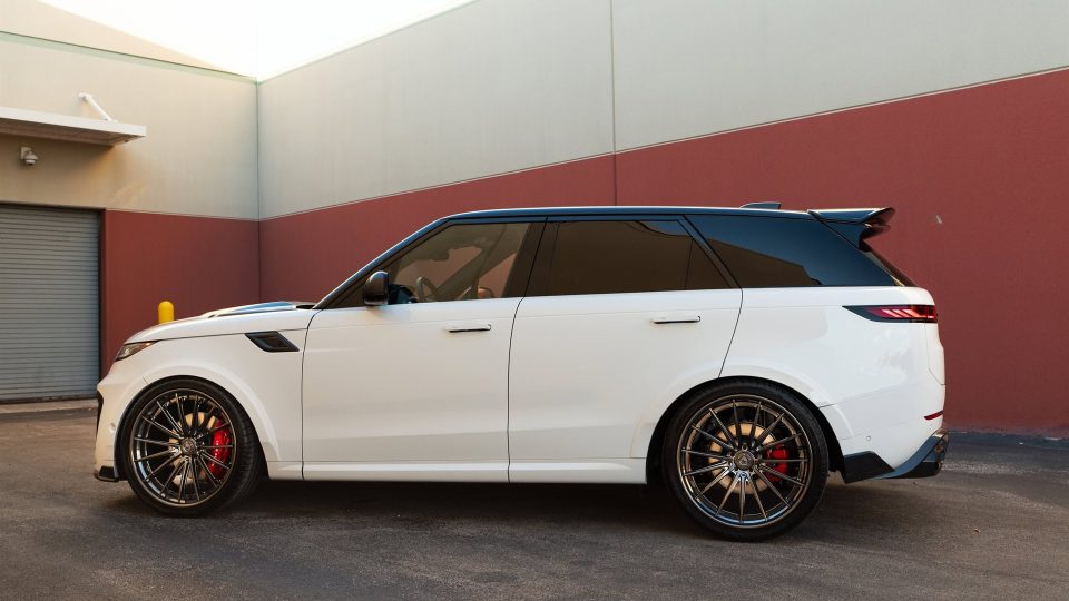 Land Rover Range Rover on Urban Auto Body Kit and 1886 Wheels