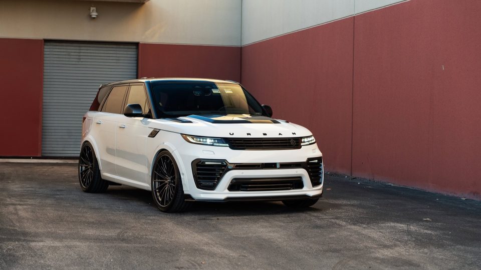 Land Rover Range Rover on Urban Auto Body Kit and 1886 Wheels