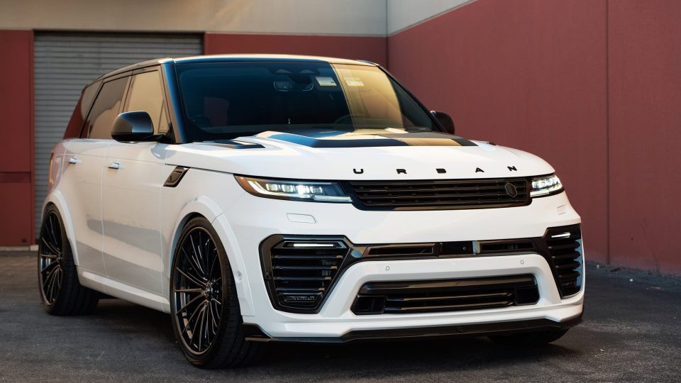 Land Rover Range Rover on Urban Auto Body Kit and 1886 Wheels
