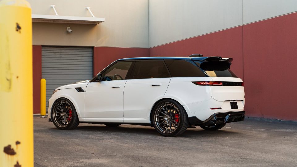 Land Rover Range Rover on Urban Auto Body Kit and 1886 Wheels