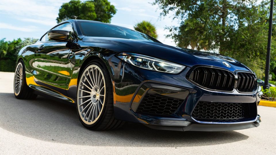 BMW M8 | Midnight Blue | on HRE 309M | Gloss Silver