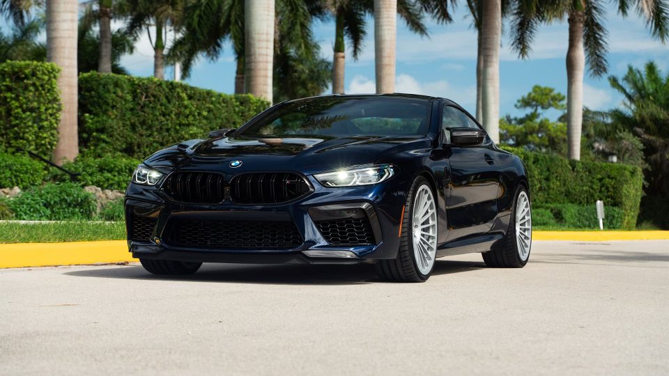 BMW M8 | Midnight Blue | on HRE 309M | Gloss Silver
