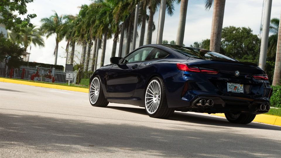 BMW M8 | Midnight Blue | on HRE 309M | Gloss Silver