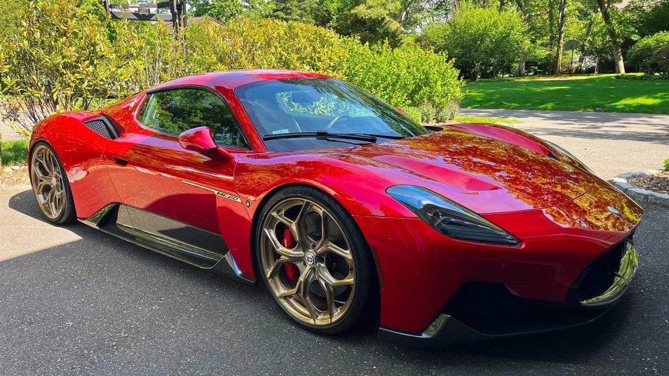a MC20 Maserati Rosso Vincente | HRE P111SC