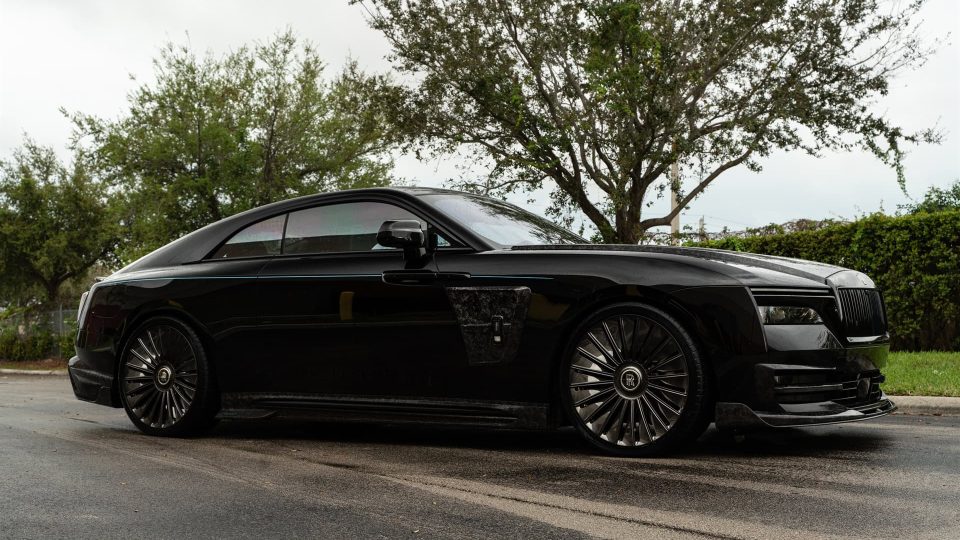 Mansory Rolls-Royce Spectre | on 1886 G100 | Mirror Polished Smoke