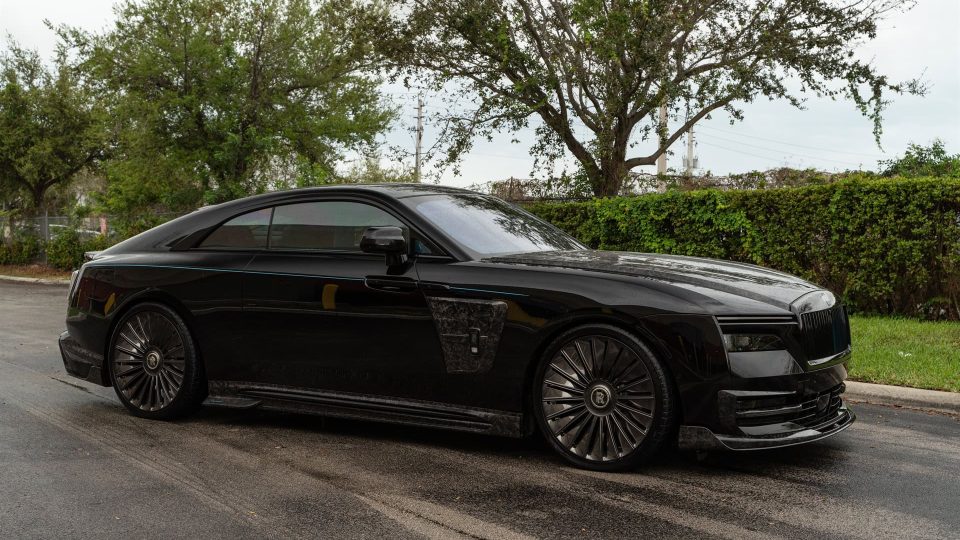 Mansory Rolls-Royce Spectre | on 1886 G100 | Mirror Polished Smoke