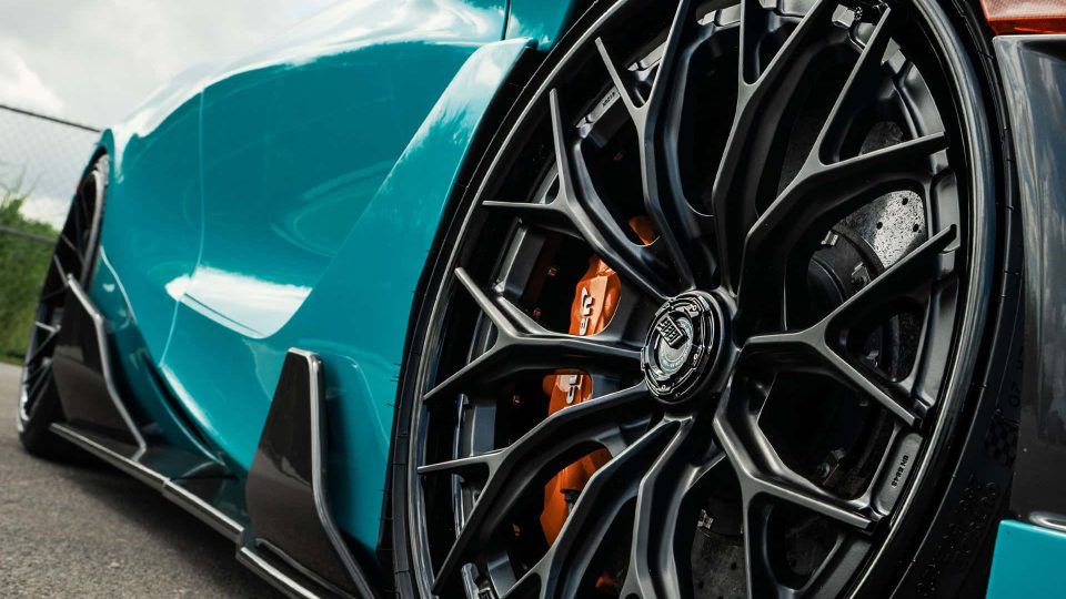 McLaren 720 | | on 1886 XR018 | Satin Black