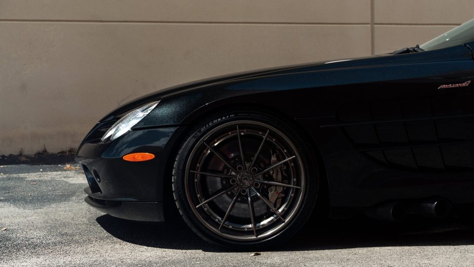 Mercedes SLR-McLaren on 1886 Wheels
