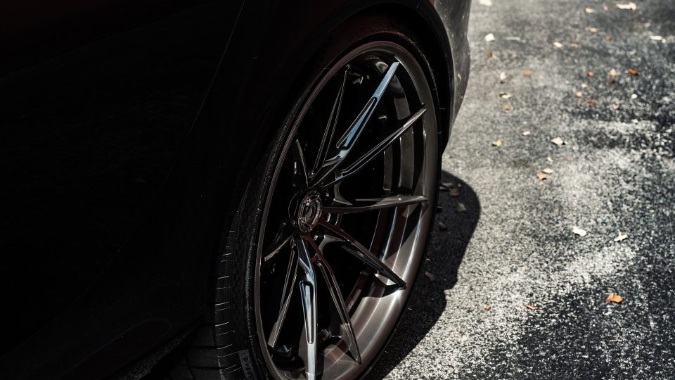 Mercedes SLR-McLaren on 1886 Wheels