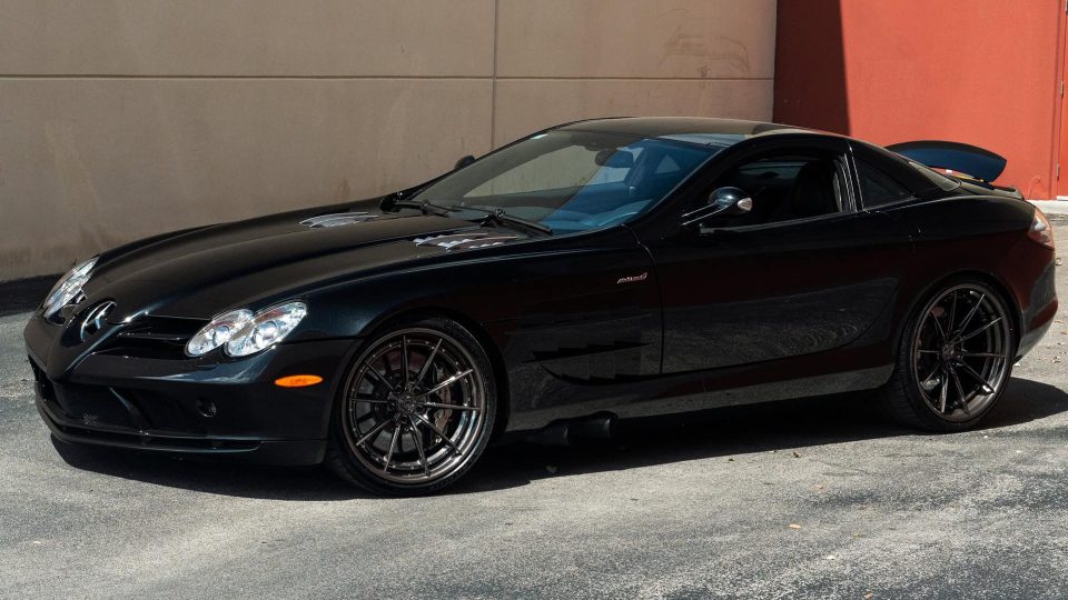 Mercedes SLR-McLaren on 1886 Wheels