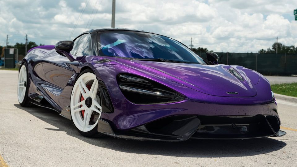 Mclaren 765LT | Lantana Purple | on ANRKY AN27 | Gloss White