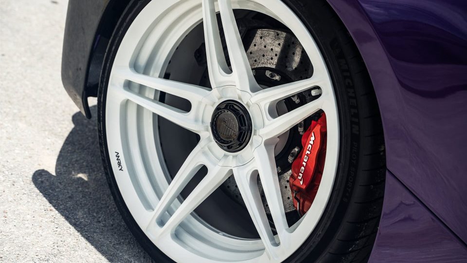 Mclaren 765LT | Lantana Purple | on ANRKY AN27 | Gloss White